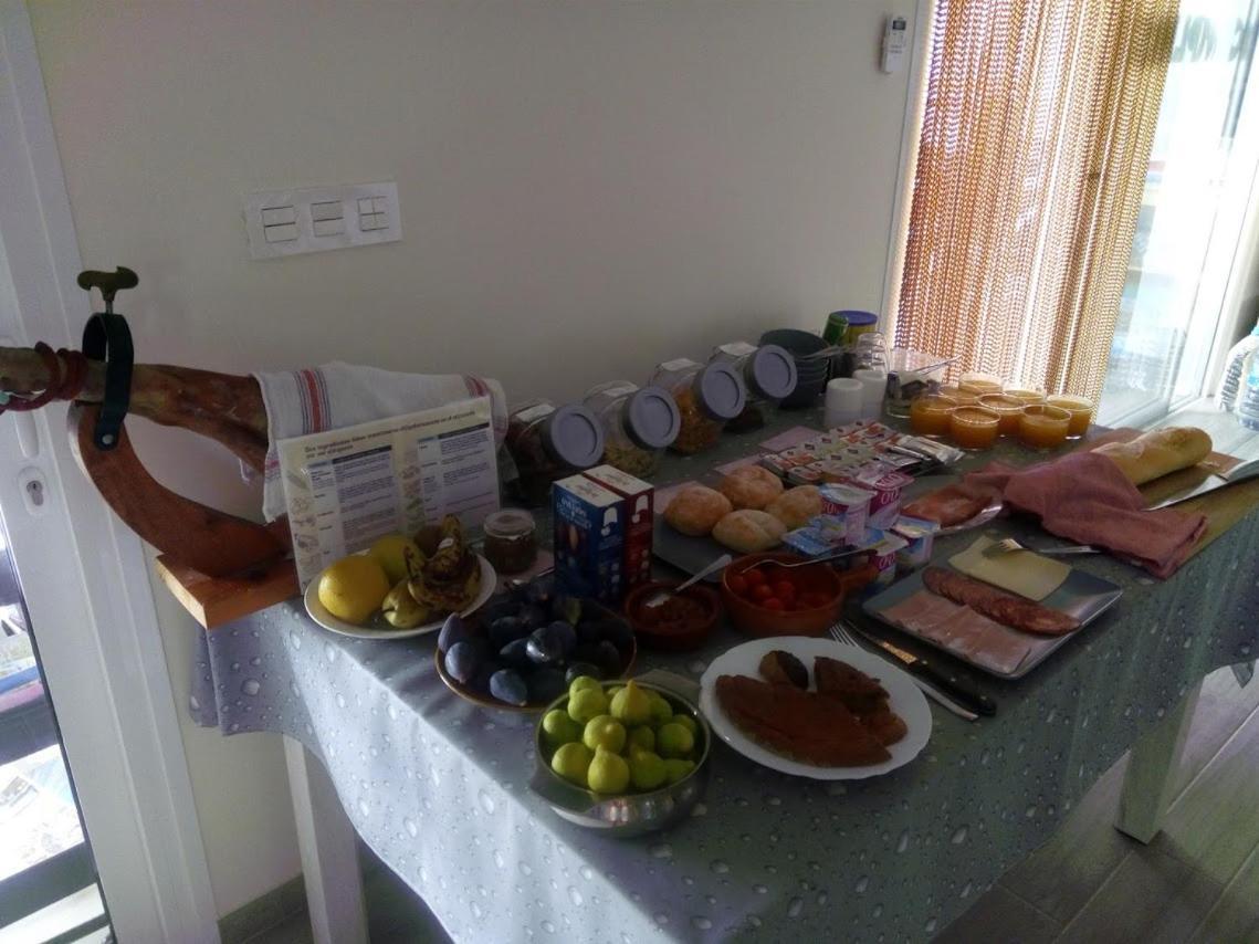 Casa Pasamee Bed & Breakfast ลาโรมานา ภายนอก รูปภาพ